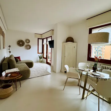 Elisabeth House *